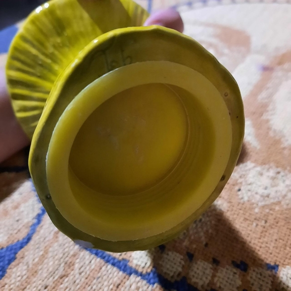 Cute Mushroom Salt & Pepper Shaker - Picture 4 of 4